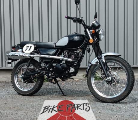 MASH SCRAMBLER 125, 2017, slechts 4140km